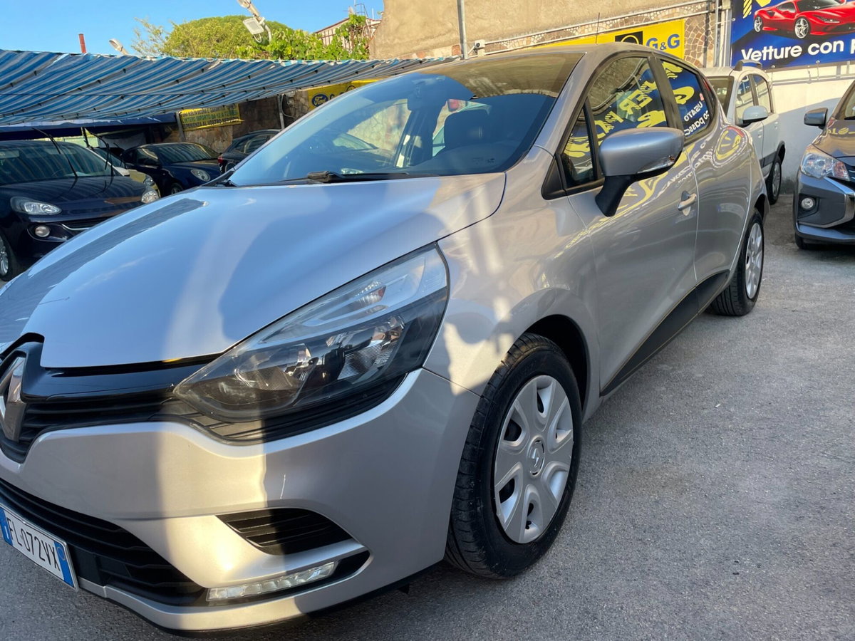 Renault Clio dCi 8V 75CV Start&Stop 5 porte Energy Zen (7)