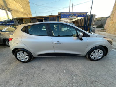 Renault Clio dCi 8V 75CV Start&Stop 5 porte Energy Zen (9)