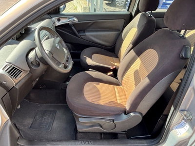 Lancia Ypsilon 1.2 Argento (15)