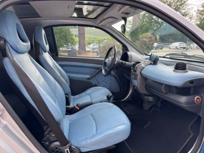 smart Fortwo 800 coupé passion cdi (15)
