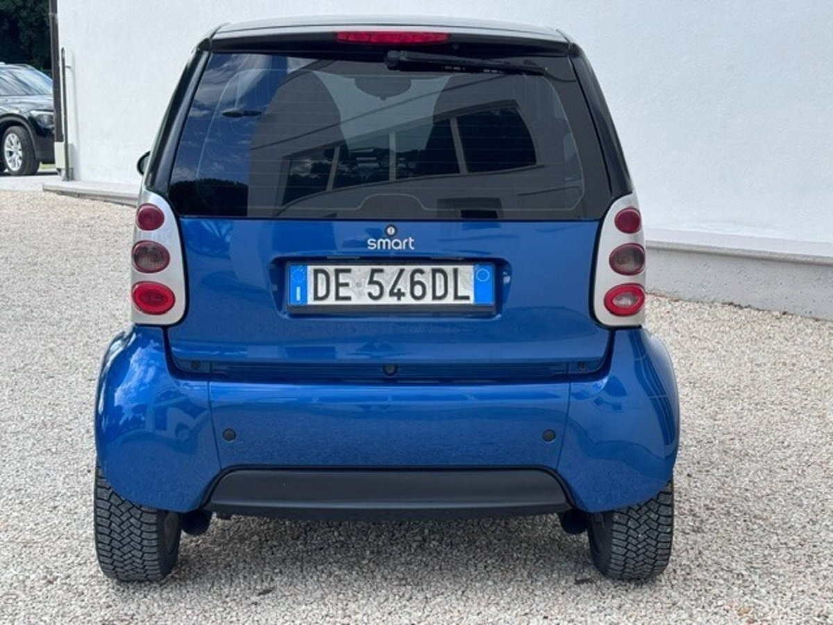 smart Fortwo 800 coupé passion cdi (6)