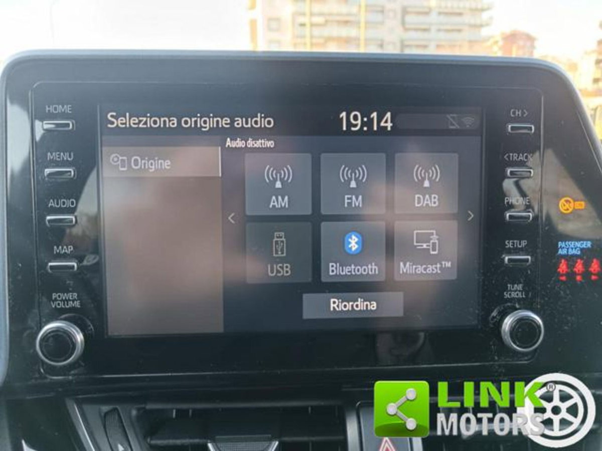 Toyota Toyota C-HR 1.8 Hybrid E-CVT Lounge (10)