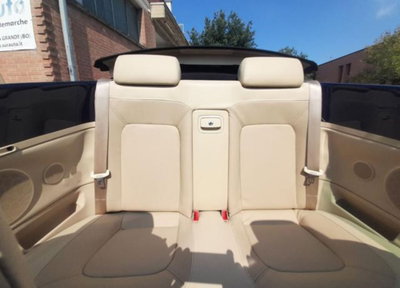 Volkswagen New Beetle Cabrio 1.6 Cabrio (11)