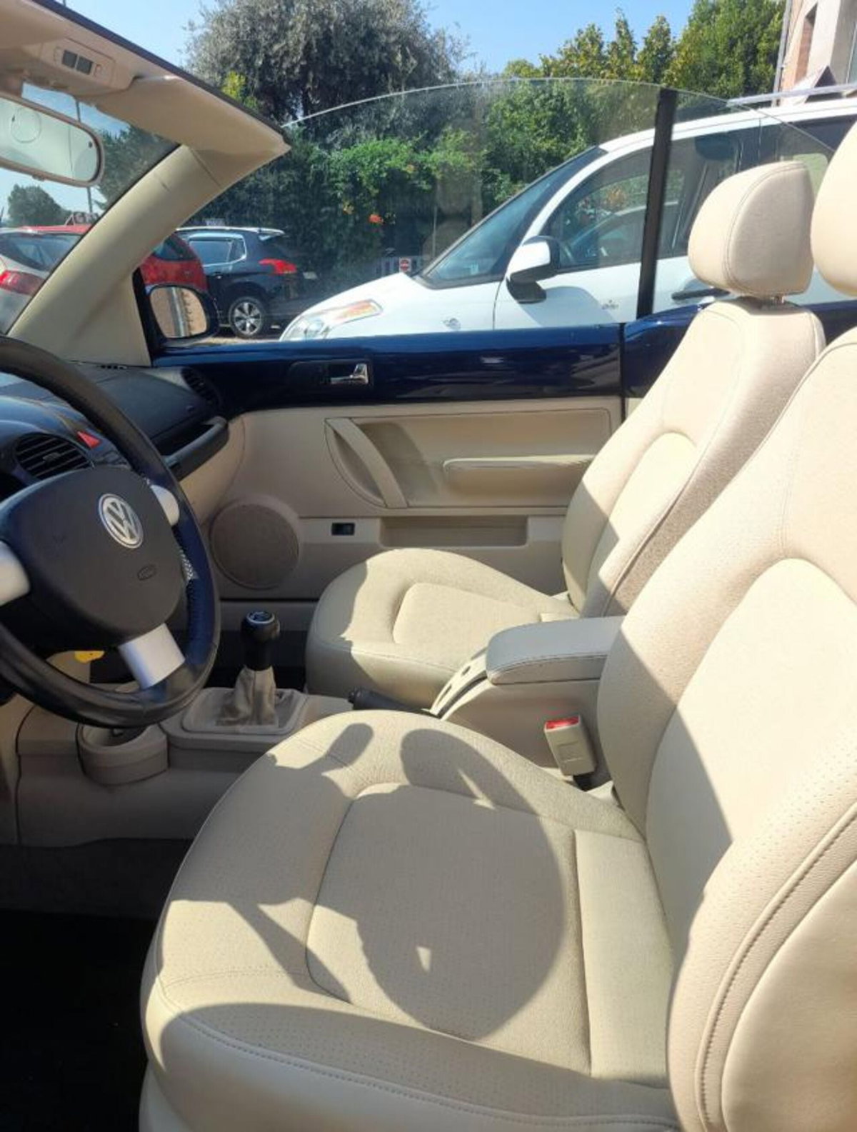 Volkswagen New Beetle Cabrio 1.6 Cabrio (9)