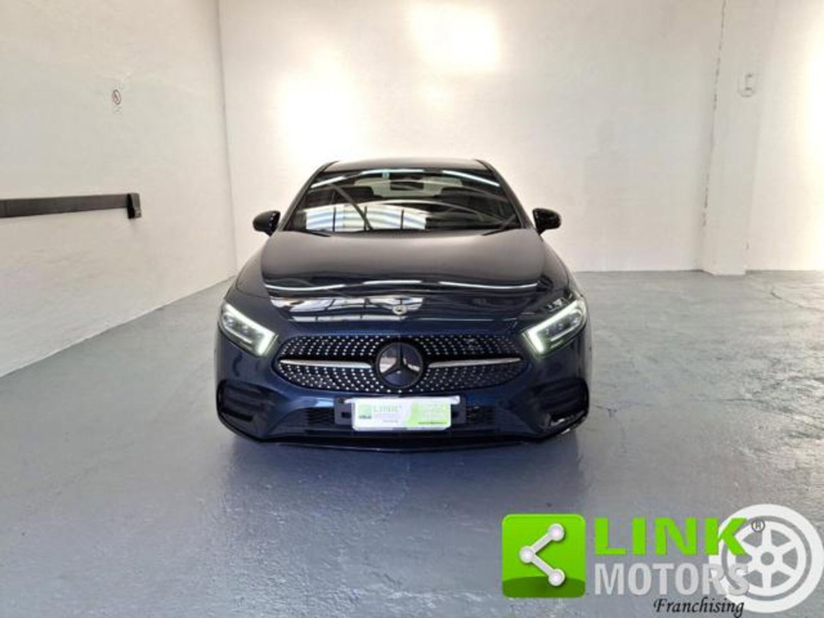 Mercedes-Benz Classe A Sedan 250 Automatic 4Matic 4p. Premium (2)