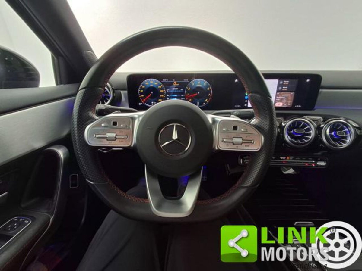Mercedes-Benz Classe A Sedan 250 Automatic 4Matic 4p. Premium (5)