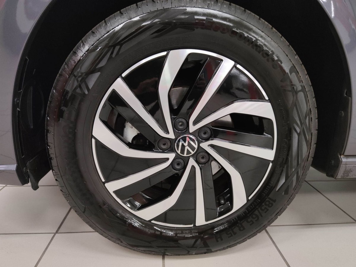 Volkswagen Polo 1.0 EVO (9)