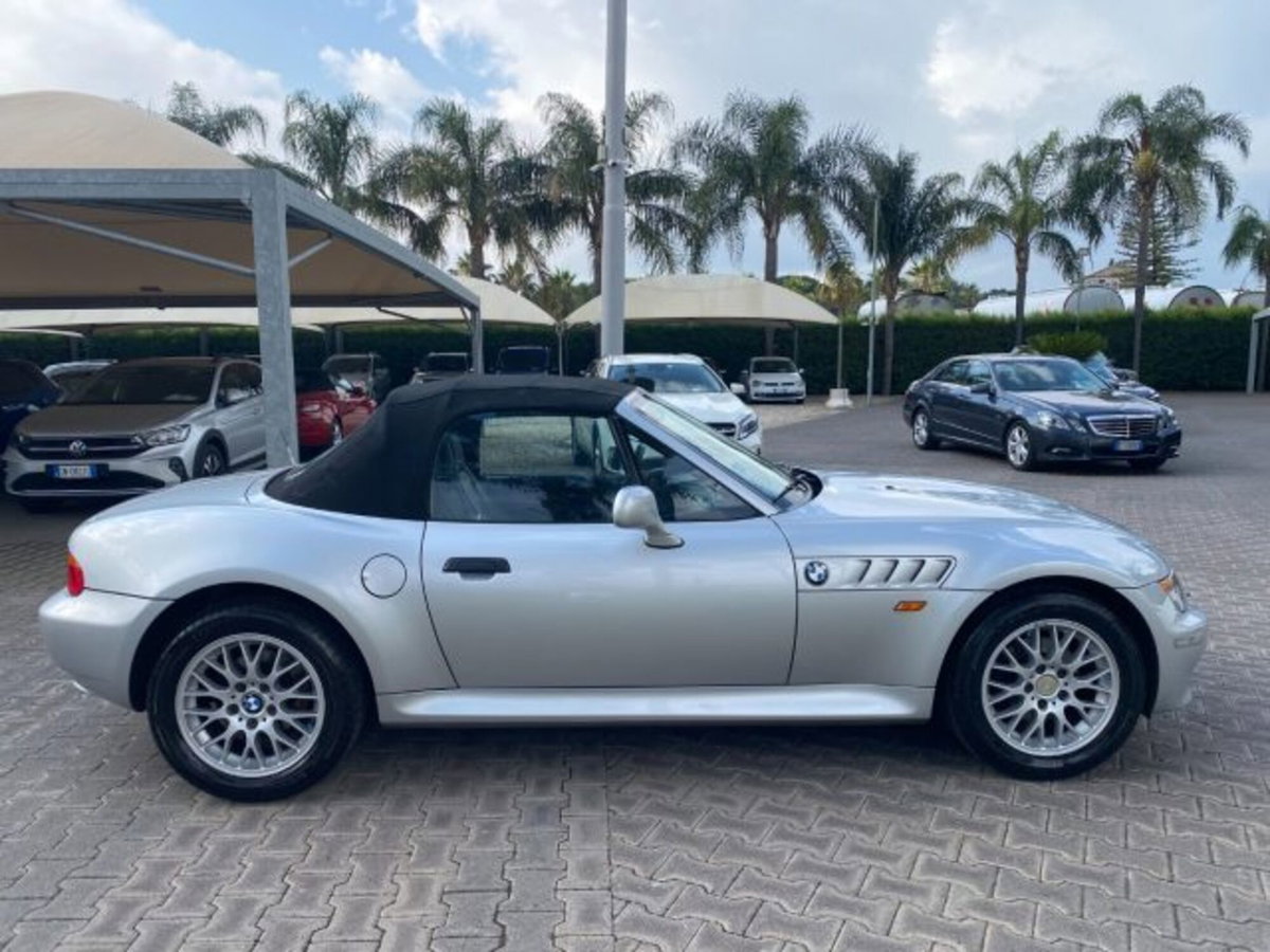 BMW Z3 Cabrio 1.9 16V cat Roadster (19)