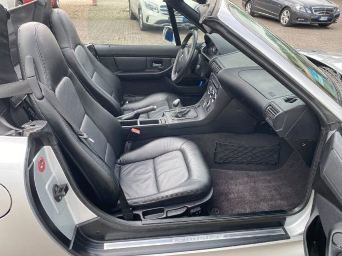 BMW Z3 Cabrio 1.9 16V cat Roadster (8)