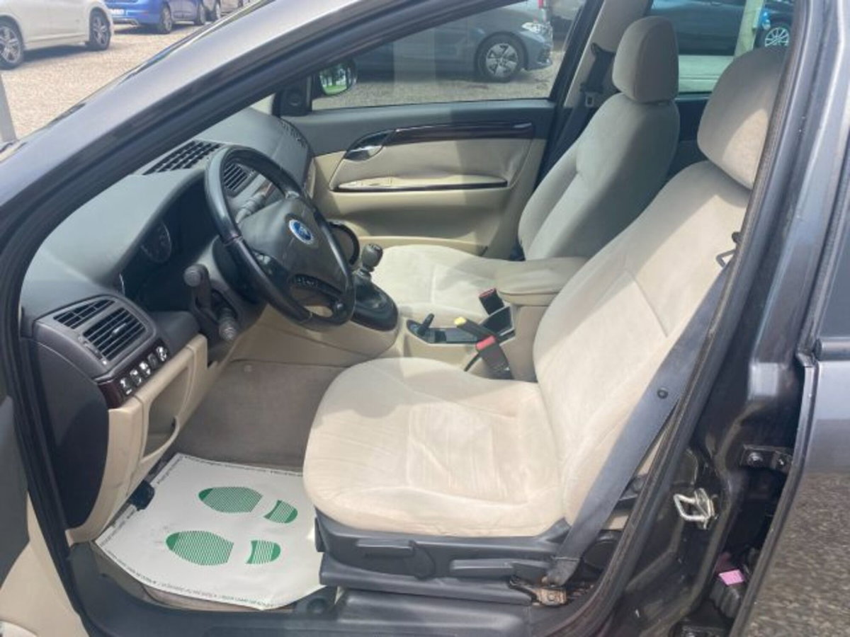 Fiat Croma 1.9 Multijet 16V Emotion (6)