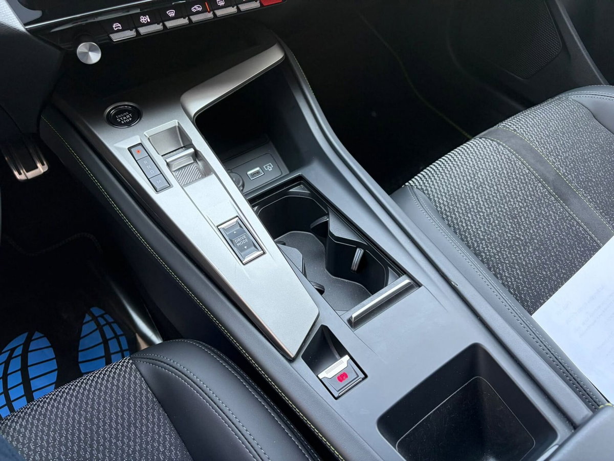 Peugeot 308 SW 1.5 bluehdi GT s&s 130cv eat8 (11)