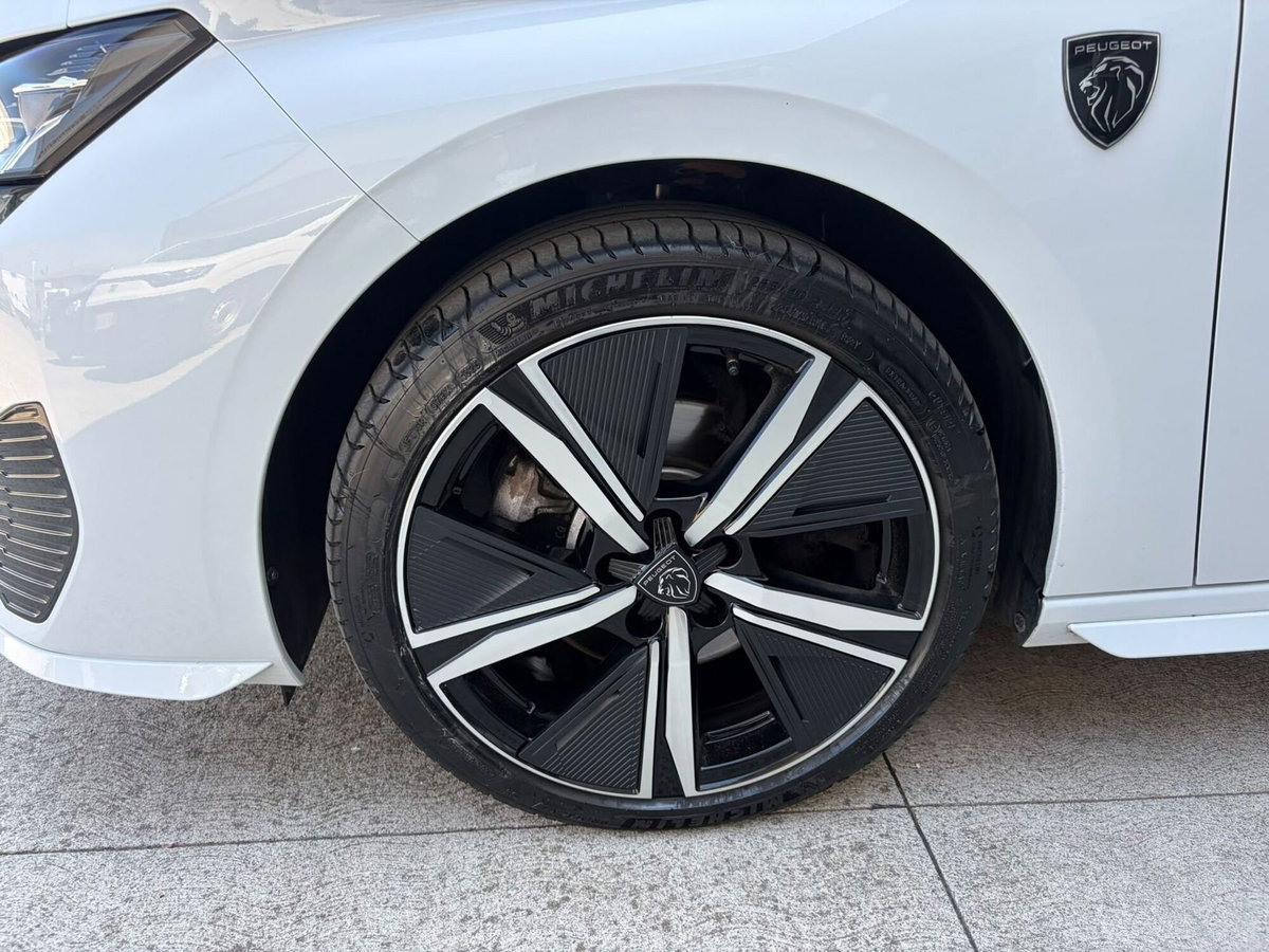 Peugeot 308 SW 1.5 bluehdi GT s&s 130cv eat8 (5)
