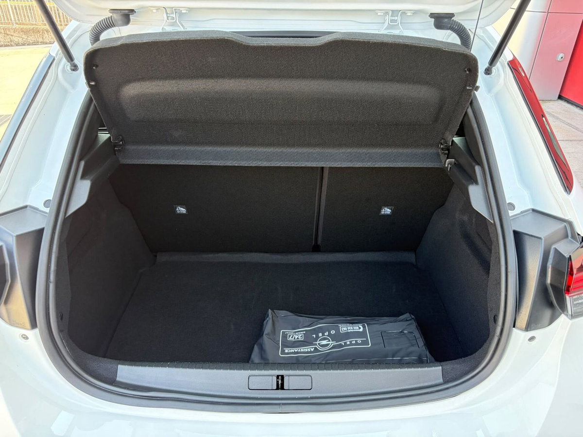 Opel Corsa 1.2 100 CV GS Line (5)