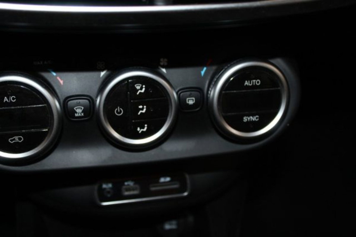 Fiat 500X 1.6 MultiJet 120 CV Cross Plus (11)