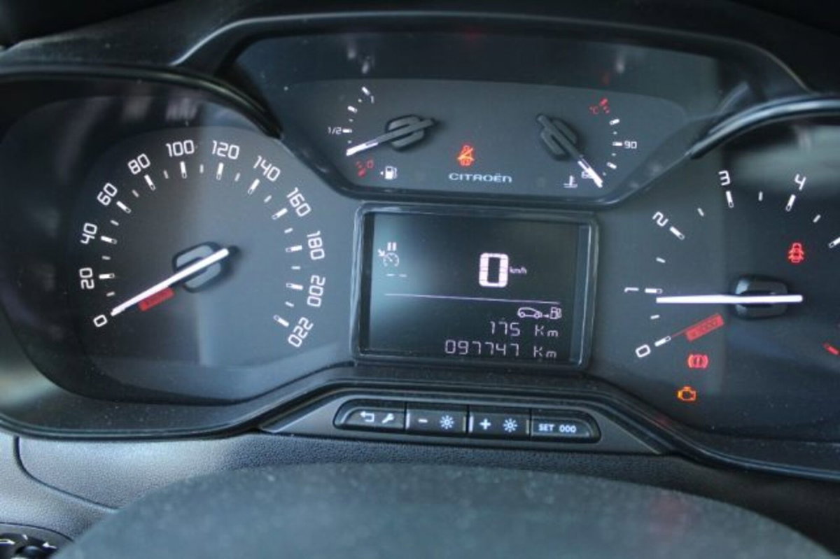 Citroen C3 1.2 puretech You s&s 83cv neopatentati (10)