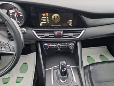 Alfa Romeo Giulia 2.2 Turbodiesel 180 CV AT8 Super (15)