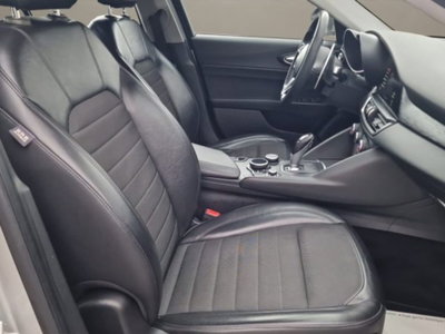 Alfa Romeo Giulia 2.2 Turbodiesel 180 CV AT8 Super (18)