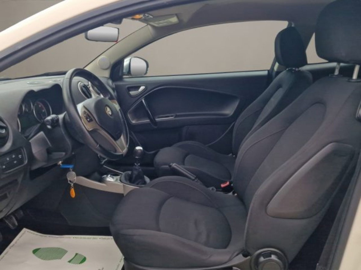 Alfa Romeo MiTo 1.3 JTDm 85 CV S&S Progression (9)
