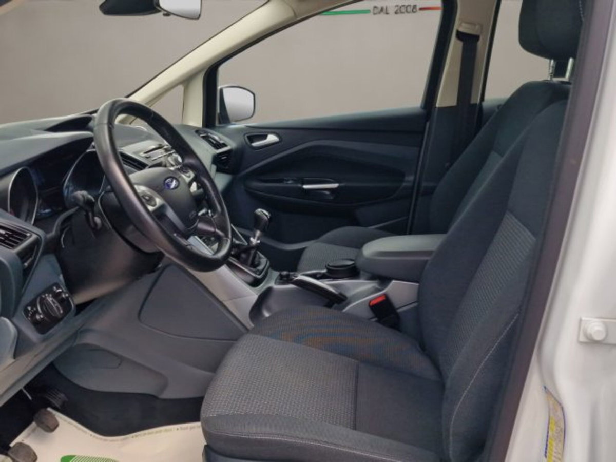 Ford C-Max 1.6 TDCi 115CV Plus (9)