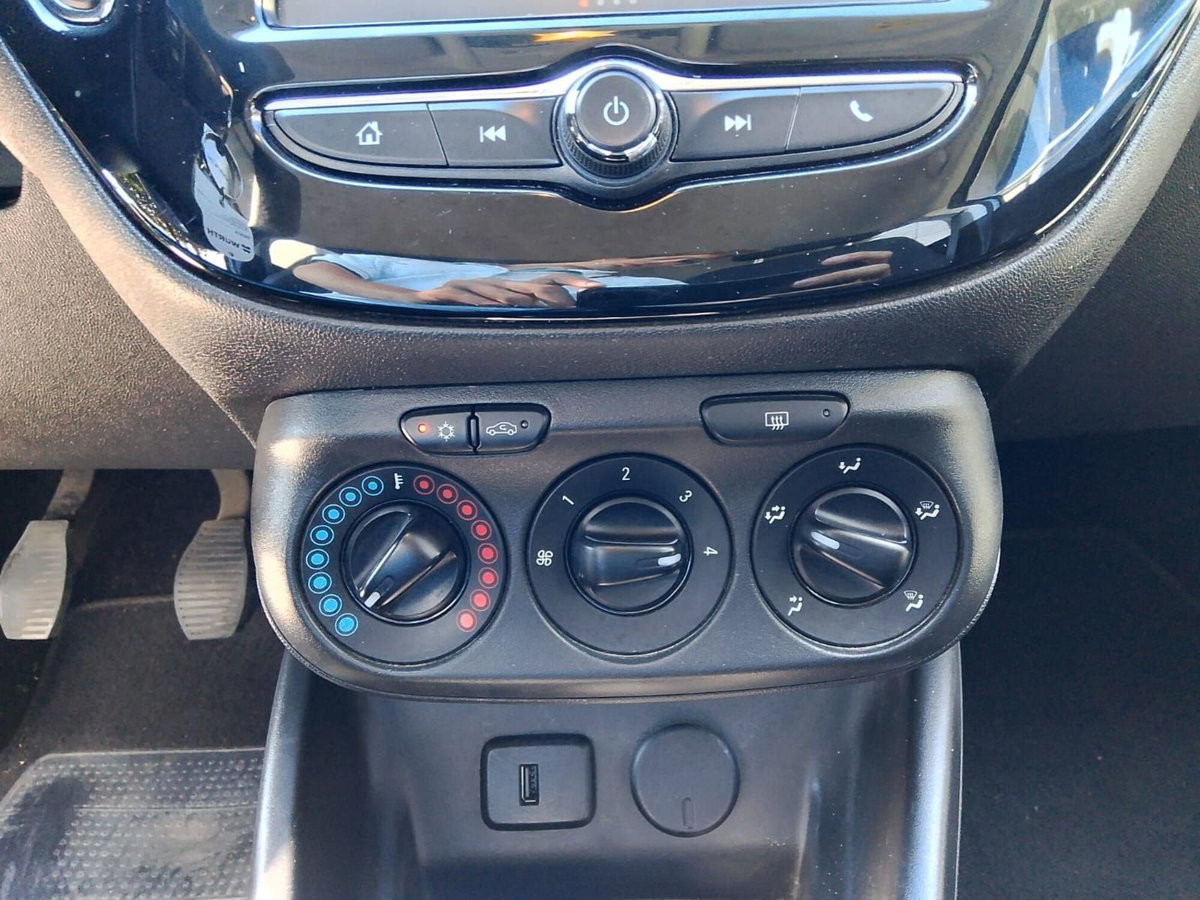 Opel Corsa 1.4 90CV GPL Tech 5 porte Innovation (13)