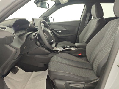 Peugeot 2008 1.2 hybrid Allure 145cv e-dcs6 (11)