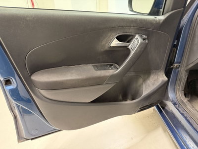 Volkswagen Polo 1.0 MPI 5p. Trendline (17)
