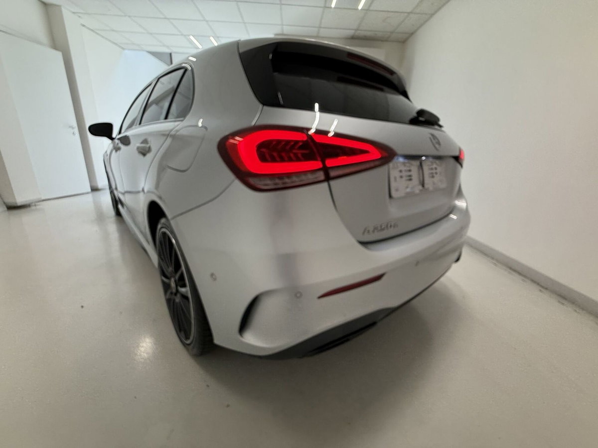 Mercedes-Benz Classe A 250 e Automatic EQ-Power Sport (13)