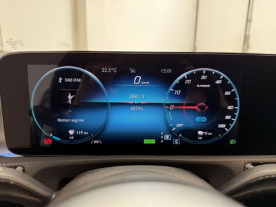 Mercedes-Benz Classe A 250 e Automatic EQ-Power Sport (5)