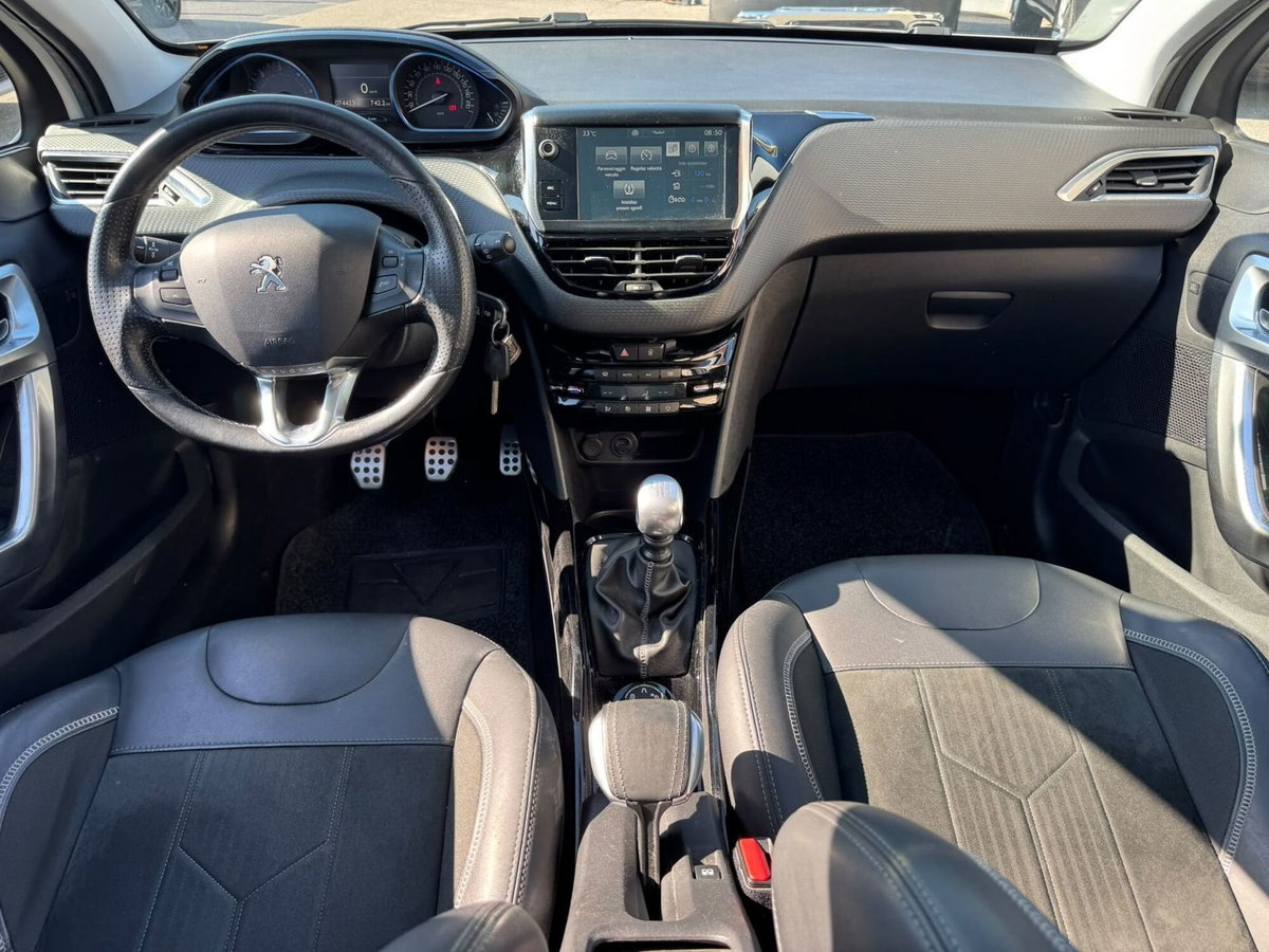 Peugeot 2008 120 S&S Crossway (13)