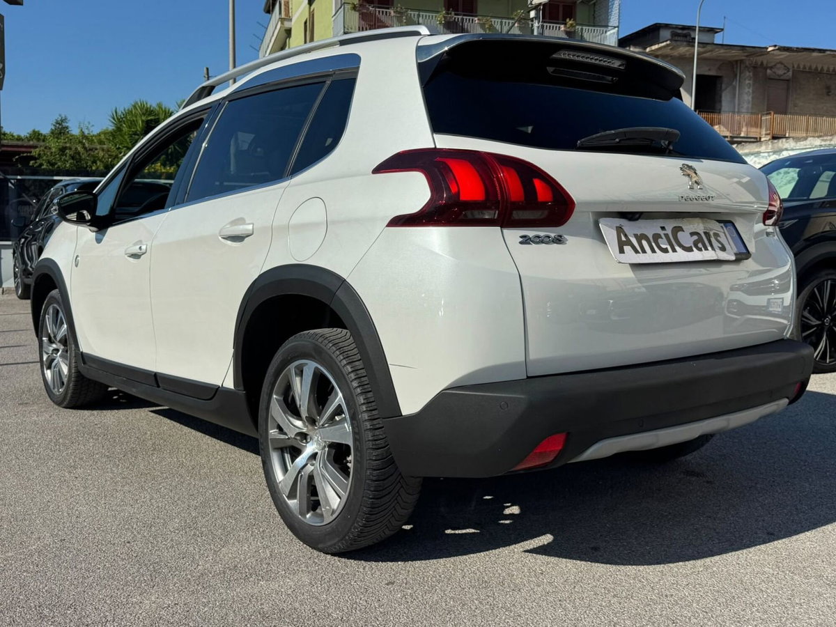 Peugeot 2008 120 S&S Crossway (16)