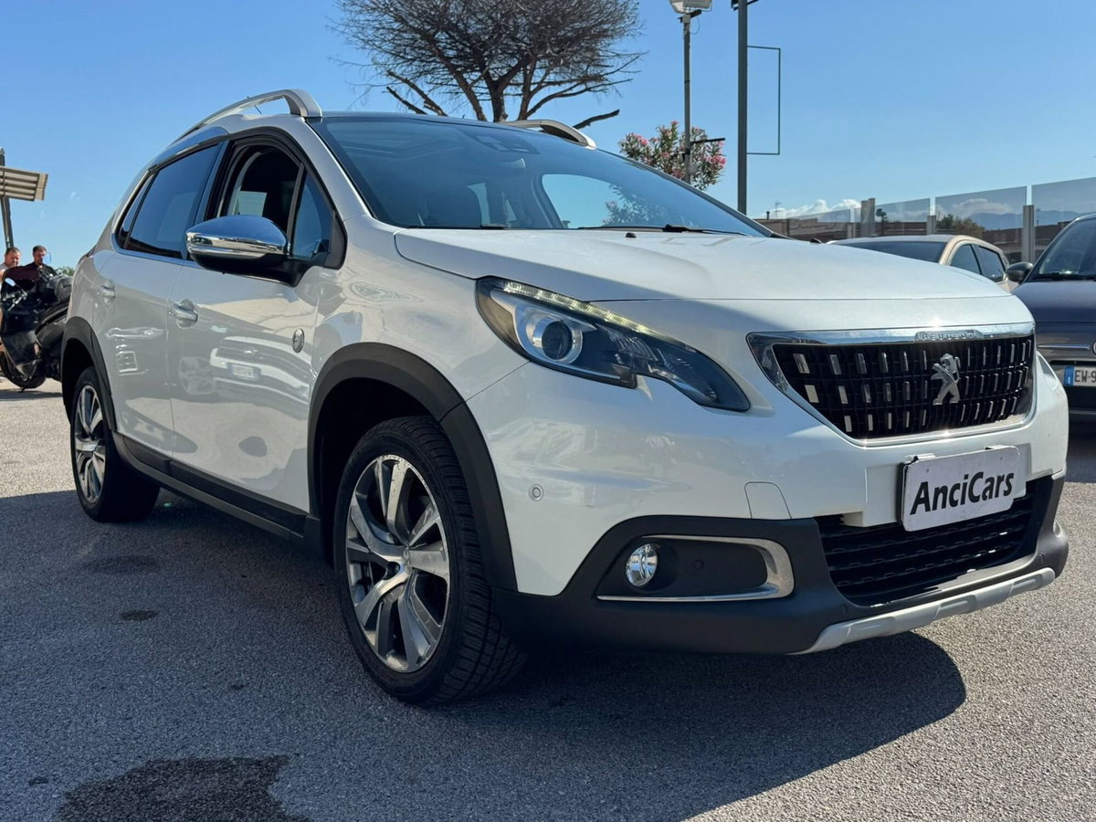 Peugeot 2008 120 S&S Crossway (2)