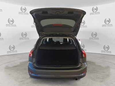 Ford Focus Station Wagon 1.0 EcoBoost Hybrid 125 CV SW Business (10)