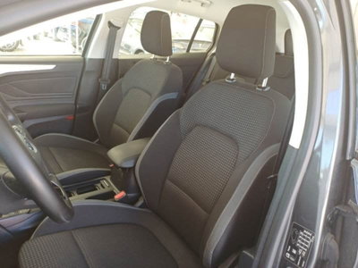 Ford Focus Station Wagon 1.0 EcoBoost Hybrid 125 CV SW Business (4)