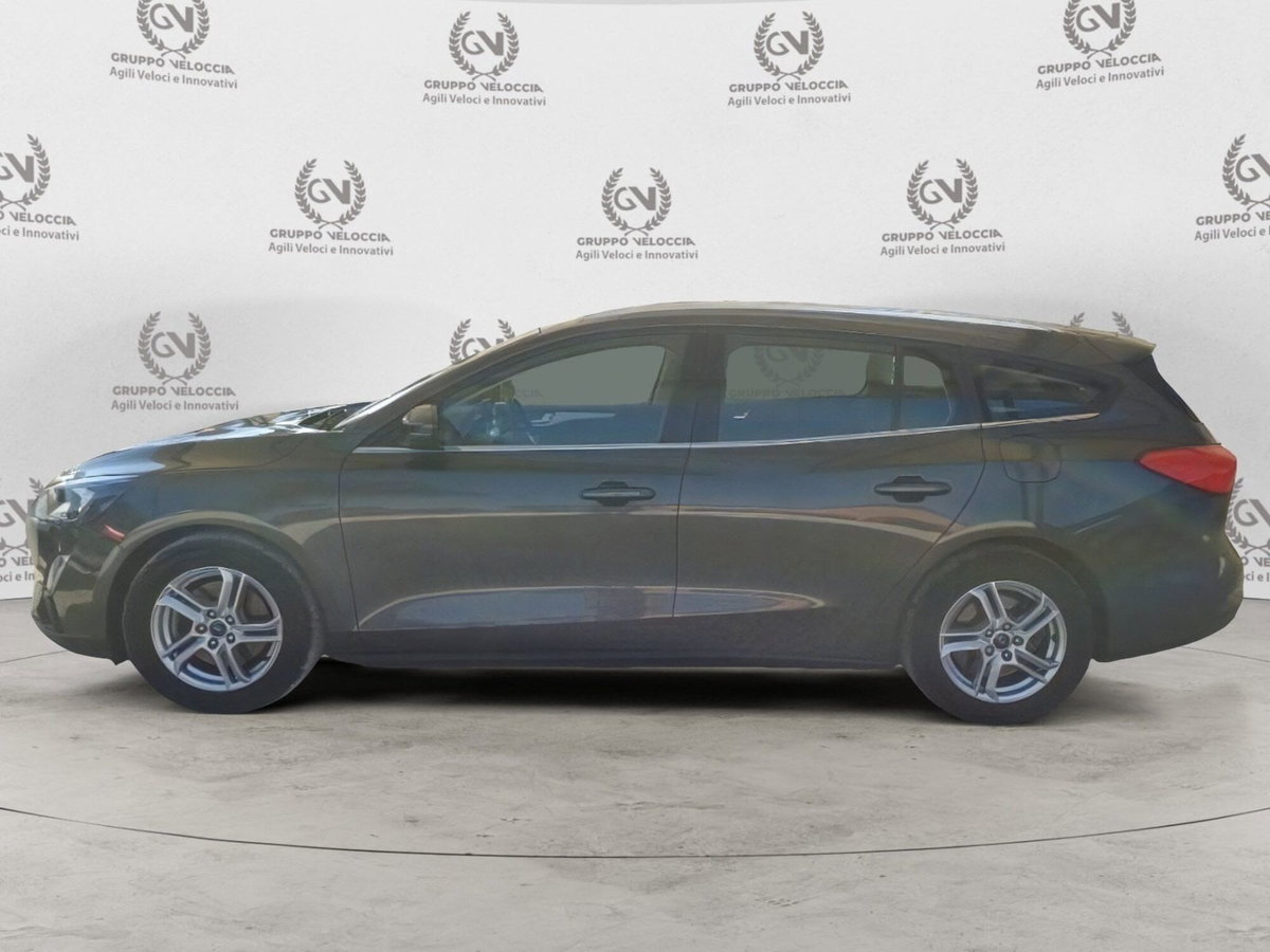 Ford Focus Station Wagon 1.0 EcoBoost Hybrid 125 CV SW Business (9)