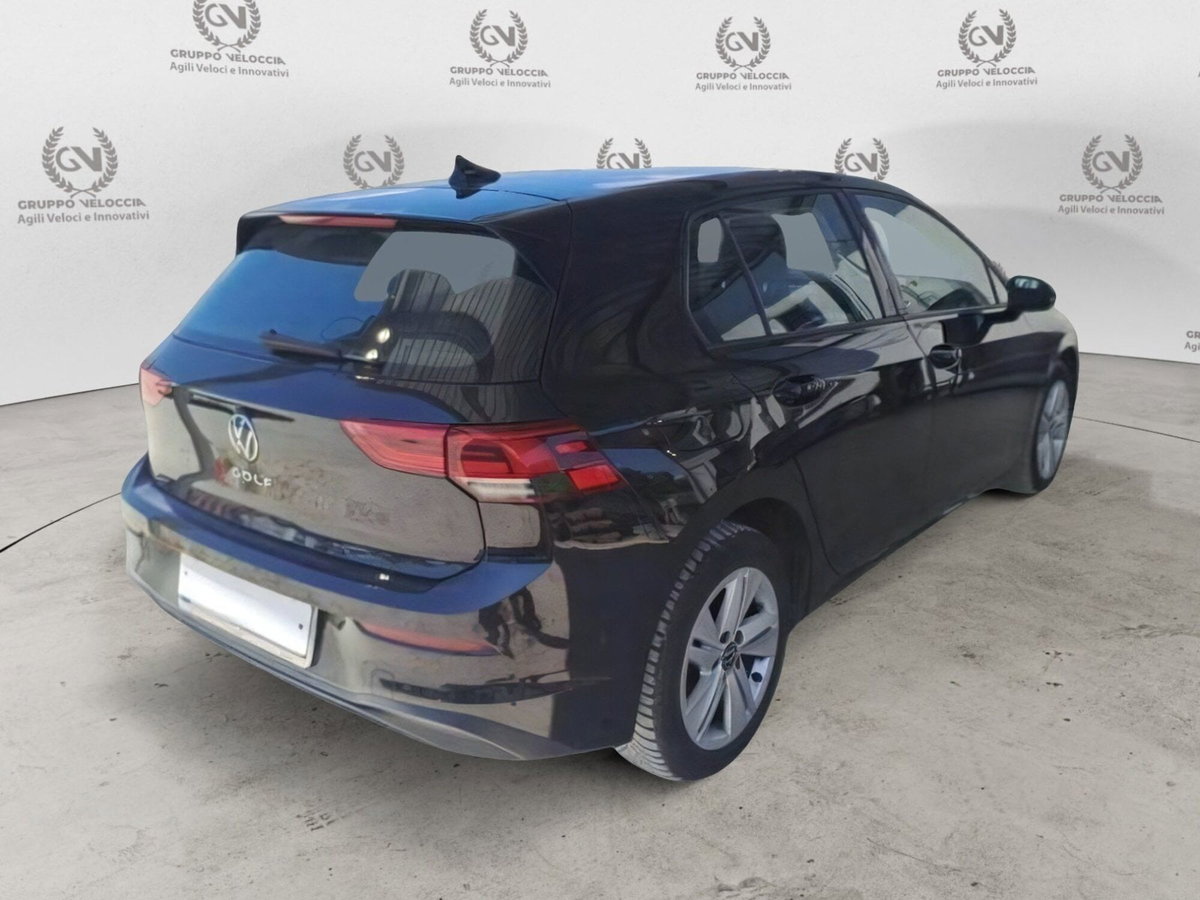 Volkswagen Golf 2.0 TDI DSG SCR Life (11)