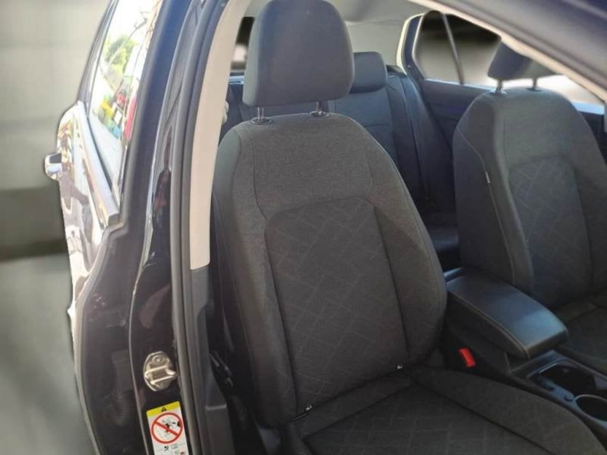 Volkswagen Golf 2.0 TDI DSG SCR Life (7)