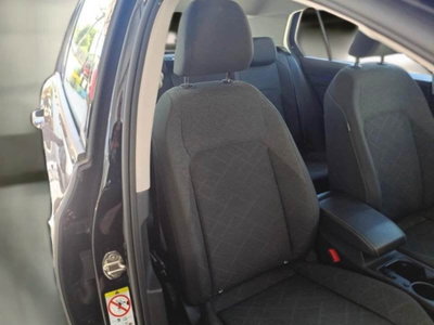 Volkswagen Golf 2.0 TDI DSG SCR Life (7)
