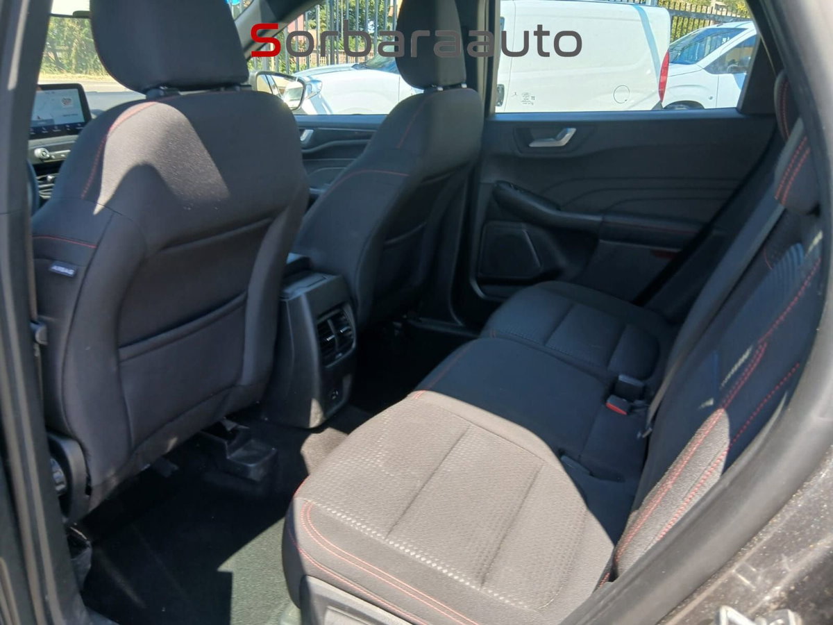Ford Kuga 1.5 EcoBoost 150 CV 2WD ST-Line (15)