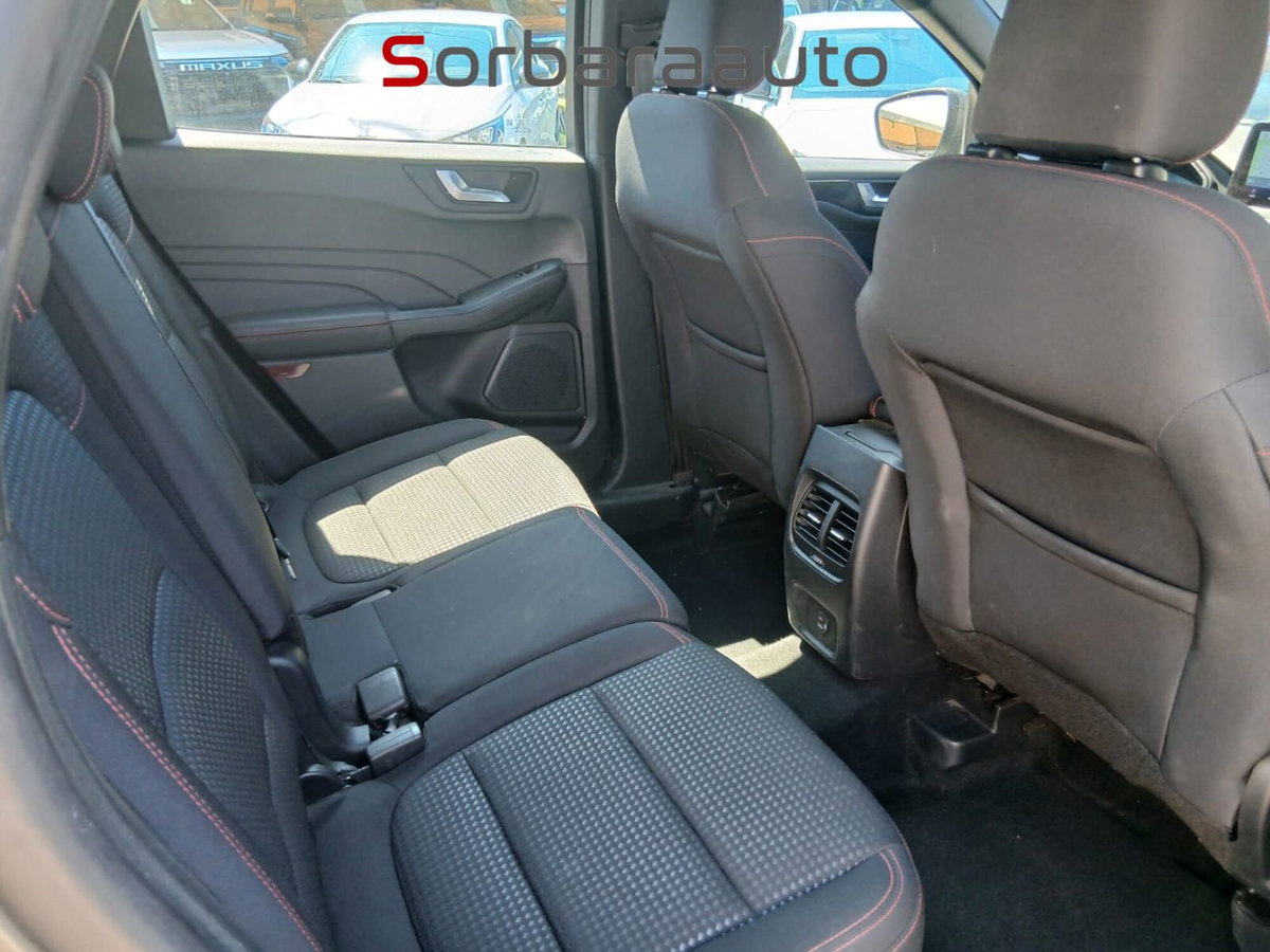 Ford Kuga 1.5 EcoBoost 150 CV 2WD ST-Line (16)
