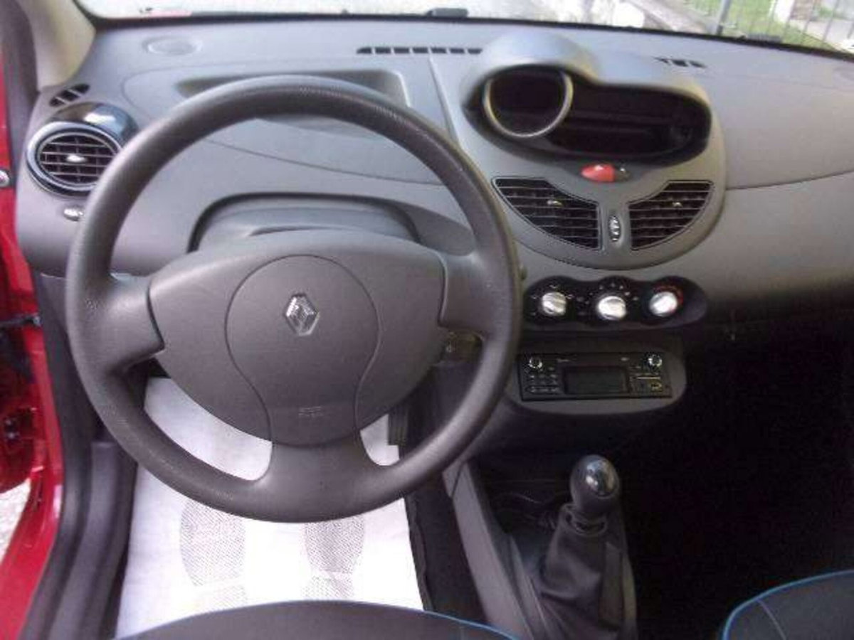 Renault Twingo 1.2 16V Live (10)