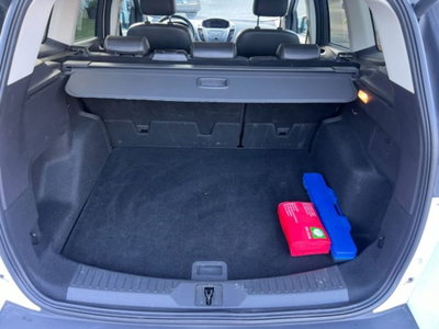 Ford Kuga 2.0 TDCI 150 CV S&S 4WD Powershift Titanium X (17)