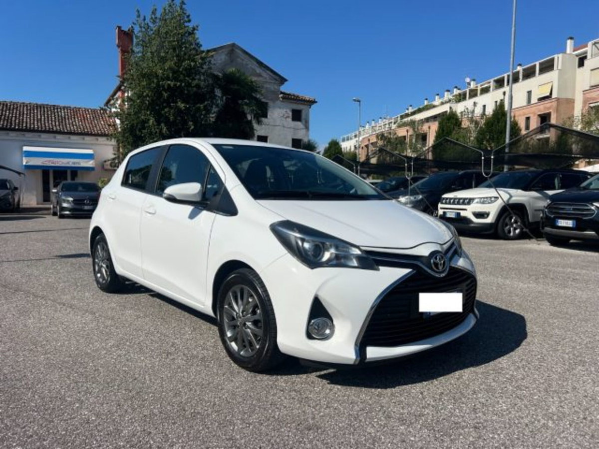 Toyota Yaris 1.D-4D 5 porte Lounge