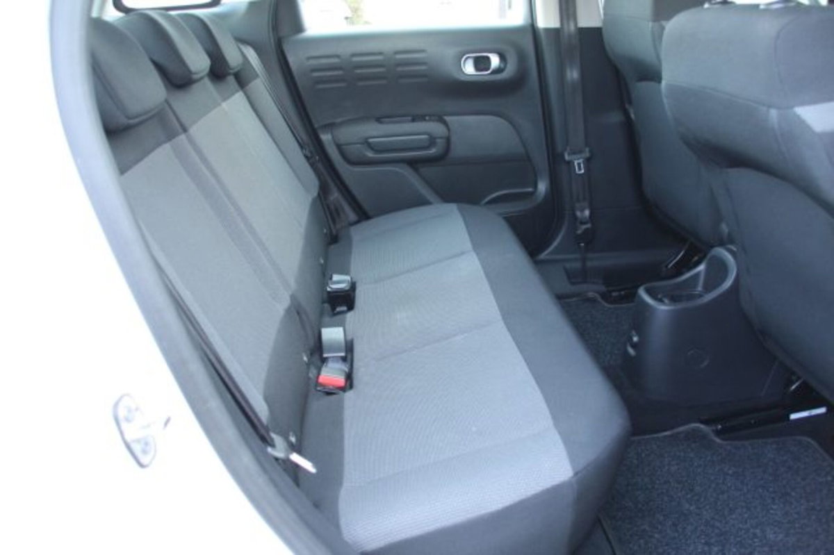 Citroen C3 Aircross BlueHDi 110 S&S Feel (9)