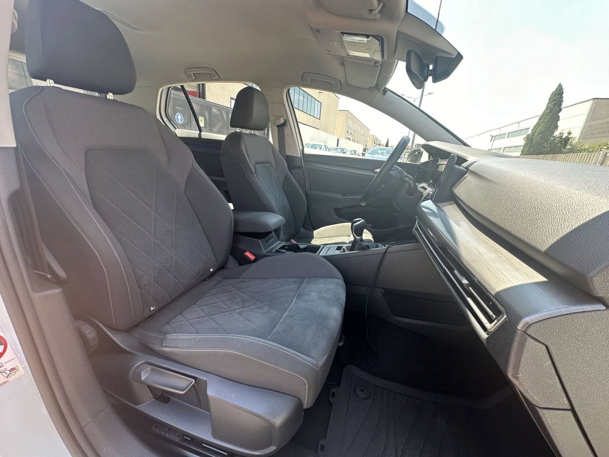 Volkswagen Golf 1.5 TSI EVO ACT Style (11)