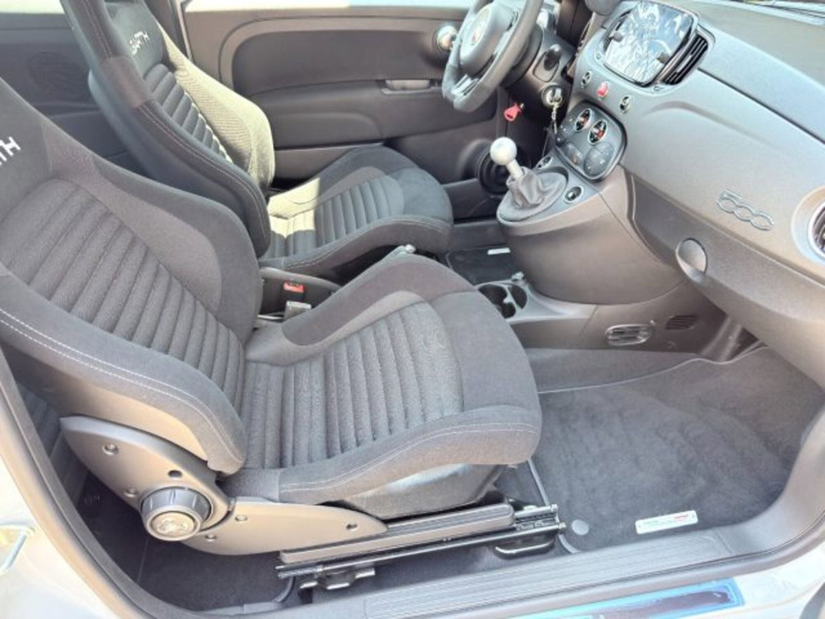Abarth 595 595 1.4 Turbo T-Jet 180 CV Competizione (6)