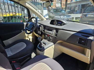 Lancia Musa 1.4 16V Diva (9)