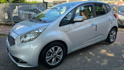 Kia Venga 1.4 CRDi 90CV Cool (2)