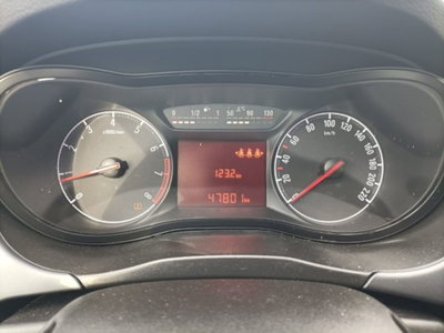 Opel Corsa 1.4 5 porte Advance (13)