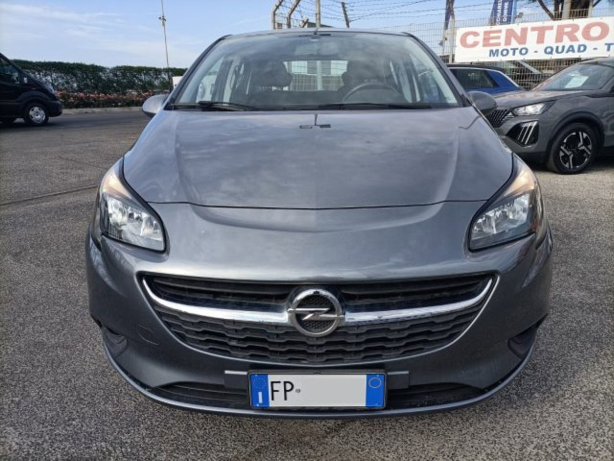 Opel Corsa 1.4 5 porte Advance (2)