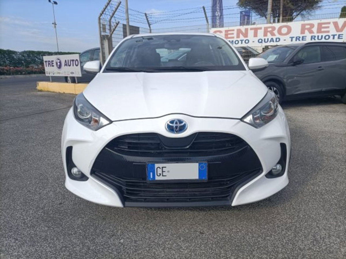 Toyota Yaris 1.5 Hybrid 5 porte Energy (2)